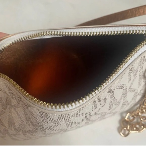 MICHAEL KORS MK Signature Belt Bag Pouch-Fanny Pack with Gold Chain - Picture 9 of 12